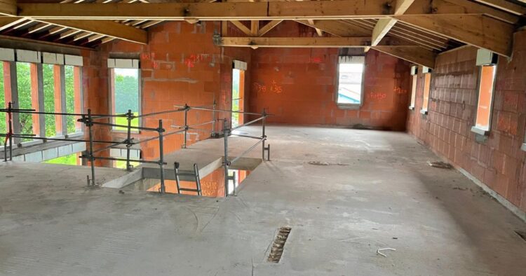 Photographie de la vue intérieur du chantier de la villa sur mesure